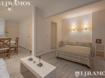 Departamento · 34m² · 1 Ambiente · Alquiler Suipacha y Arroyo. Monoambiente Amoblado.