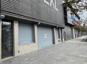 Local comercial · 1299m² · 14 Ambientes · 4 Cocheras · Venta Local Comercial con Capacidad de 30% m² Adicionales PH 3 Amb Independiente