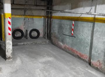Garage en Alquiler · Cochera Cubierta Fija en Alquiler - Dueño Directo