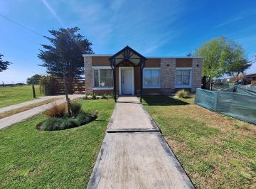 Casa · 674m² · 4 Ambientes · 1 Cochera · Casa a La Venta en Costa del Sol