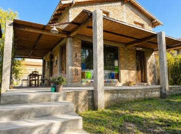 Casa de 5 ambientes, El Challao · Casa en Venta Barrio Cerro de La Capilla - El Challao, Las Heras.