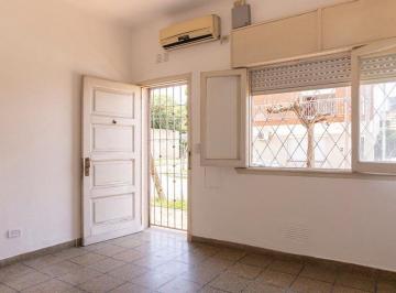 PH · 55m² · 3 Ambientes · Venta con Renta PH Tipo Casa El Palomar