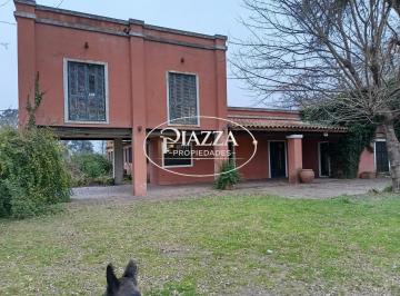 Campo · 400m² · 6 Ambientes · 3 Cocheras · Excelente Casona en Venta