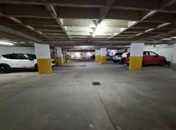 Garage · 17m² · Venta Cochera en B° Gral Paz en Edif Martinica VII
