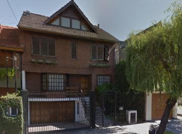 Casa · 380m² · 5 Ambientes · 4 Cocheras · Chalet de 380 m² en Martínez