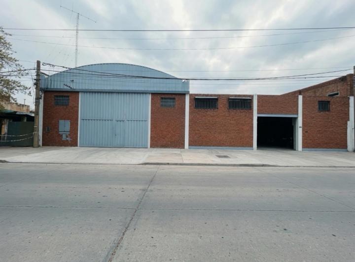 Local comercial · 662m² · 10 Ambientes · 4 Cocheras