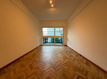 Departamento · 51m² · 3 Ambientes · Venta 3 Amb Caballito Reciclado a Nuevo con Balcón