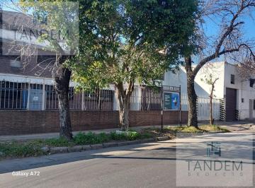 Terreno · 2700m² · Excelente Propiedad Industrial / Comercial con Salida a 2 Calles Sobre Av Principal en San Isidro