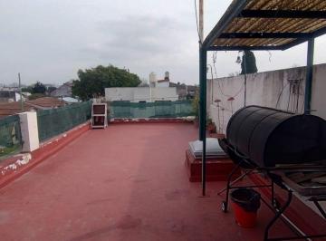 PH · 95m² · 3 Ambientes · 1 Cochera · Alquiler PH Tipo Casa 3 Ambientes en Boulogne