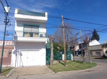 PH · 95m² · 3 Ambientes · 1 Cochera · Venta PH Tipo Casa 3 Ambientes en Boulogne