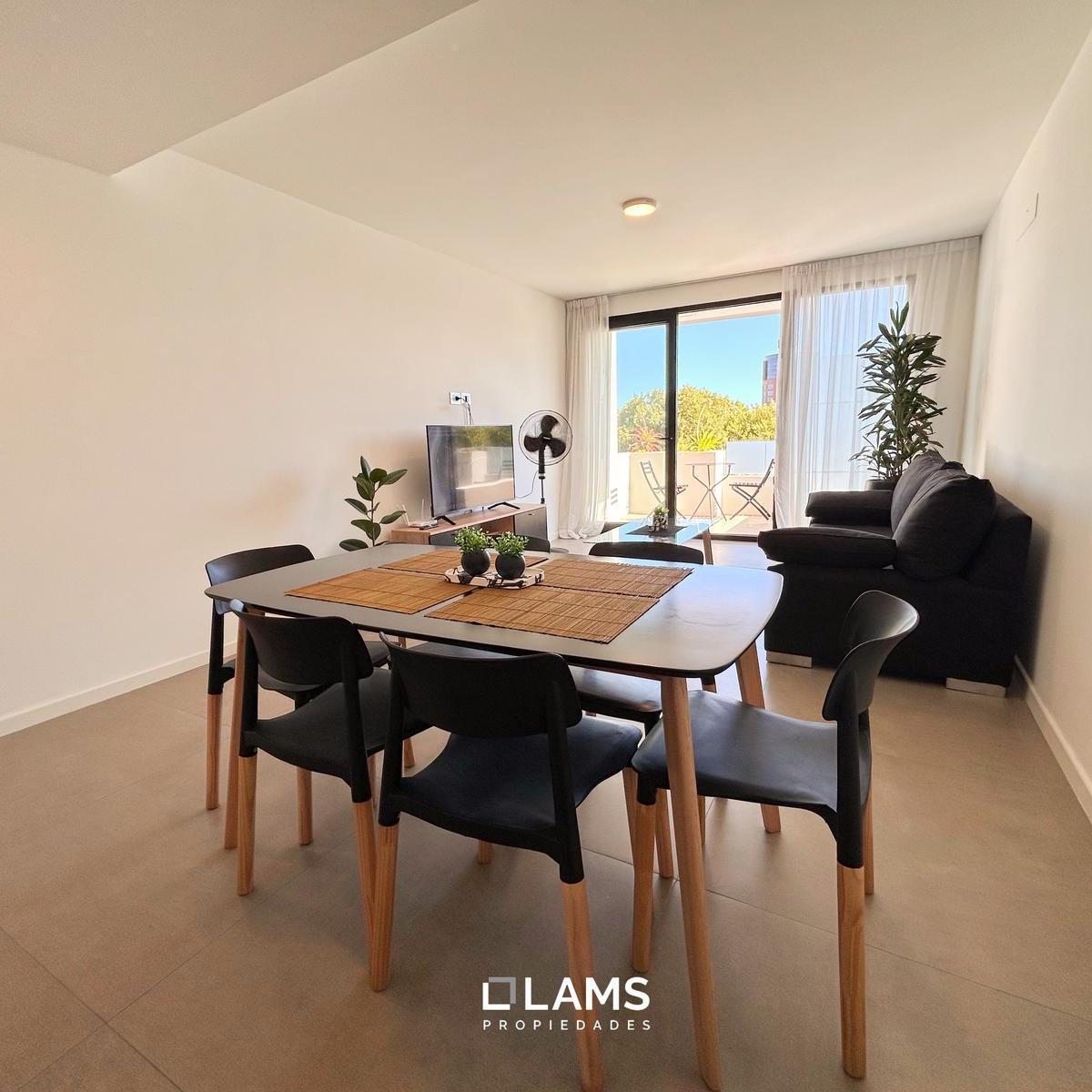 Venta departamento 2 ambientes - Zona Playa grande