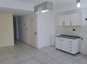 Departamento · 52m² · 3 Ambientes · 1 Cochera · Venta Depto 3 Amb. Cochera - Avellaneda - Apto Crédito