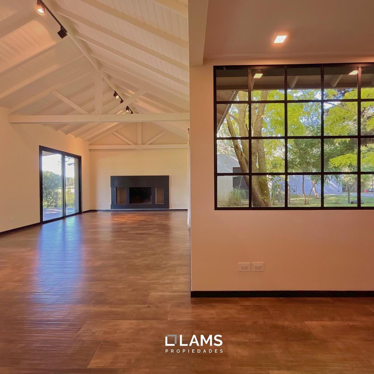 Casa en venta en Arenas del Sur, 1010m², 4 amb, 3 dorm, gran parque