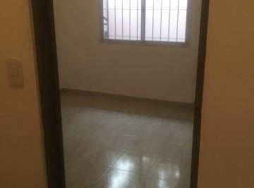 Departamento de 1 ambiente, Berazategui · Departamento de 40 m² con 1 Dormitorio en Alquiler en Berazategui