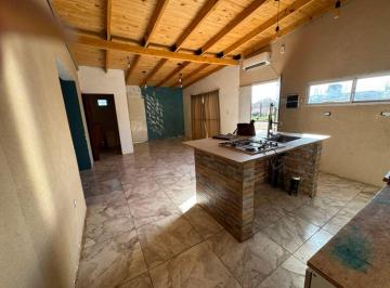 Casa de 3 ambientes, General Fernández Oro · Oportunidad Casa en Fernandez Oro