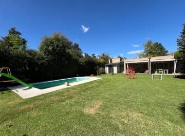 Casa · 85m² · 3 Ambientes · Casa en Una Planta | Gran Parque y Pileta | Maschwitz Village