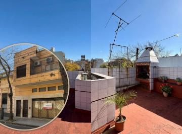 Casa · 218m² · 4 Ambientes · Departamento Más Local en San Cristobal