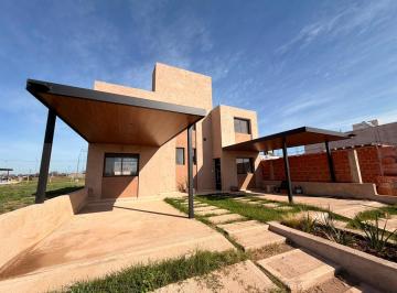 Casa · 89m² · 3 Ambientes · 1 Cochera · Duplex Venta 2 Dorm. 2 Baños Cuestas de Manantiales