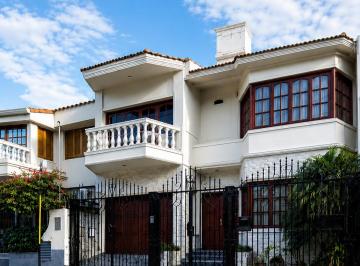 Casa de 9 ambientes, San Salvador de Jujuy · En Alquiler - Ciudad de Nieva - Espinosa 690