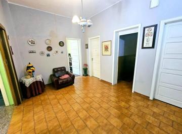 Casa · 155m² · 5 Ambientes · Venta Casa 4 Ambientes en Haedo