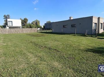 Terreno · 450m² · Venta de Lote 450 m² Financiado en Santa Emilia, Pilar del Este