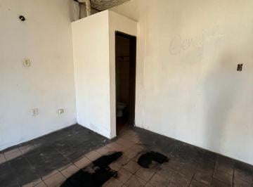 Local comercial · 1m² · Local Fisherton