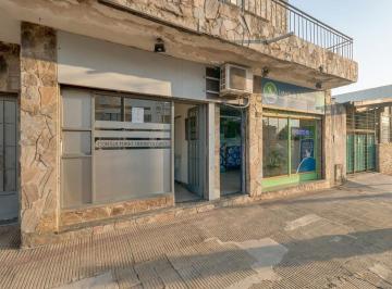 Casa · 250m² · 10 Ambientes · 2 Cocheras · Casa en La Plata