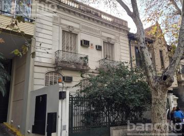 Terreno · 256m² · 12 Ambientes · Venta Casa en Rosario Centro