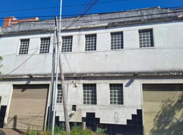 Bodega-Galpón · 1200m² · Galpón Venta 1.250 m² Doble Frente - Lanús Oeste