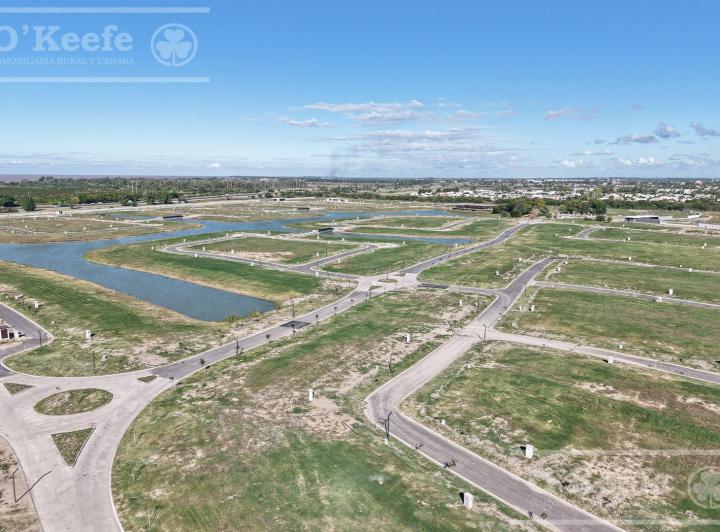 Terreno · 741m²