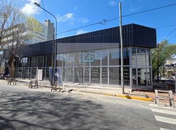 Local comercial · 242m² · Excelente Local/locales en Zonificacion Industrial/comercial