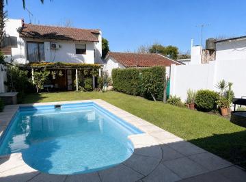 Casa · 195m² · 4 Ambientes · Casa Chalet en Venta en San Fernando, G. B. a. Zona Norte, Argentina