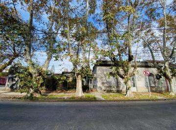 Terreno · 227m² · Venta Lote en Esquina Caseros