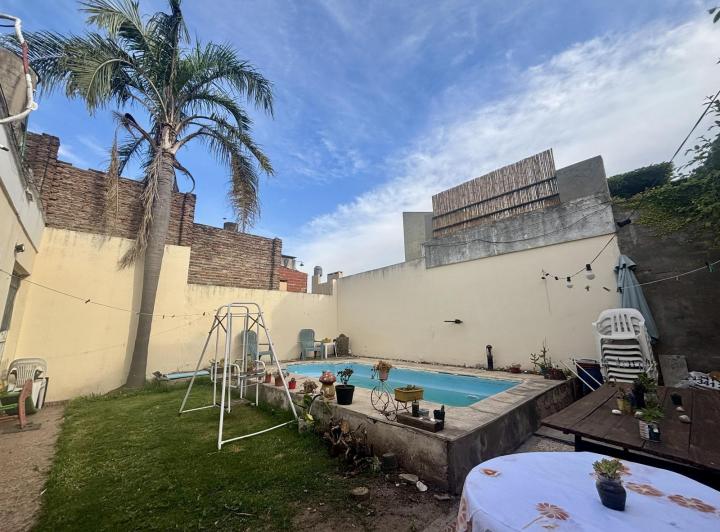 Casa · 129m² · 5 Ambientes · 1 Cochera