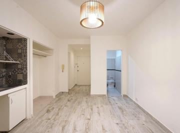 Departamento · 21m² · 1 Ambiente · Venta Departamento Monoambiente en Recoleta con Patio