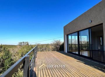 Casa · 170m² · 7 Ambientes · 1 Cochera · La Mejor Vista en Agua de Oro
