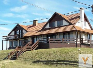 Casa · 700m² · 7 Ambientes · 4 Cocheras · Casa en Venta - 6 Dorm. 4 Baños 4 Cocheras - 1000 m² - Punta del Diablo, Uruguay