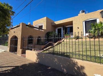 Casa de 9 ambientes, Córdoba · En Venta | Casa de 3 Dorm. | Colinas del Cerro | Usd 170.000