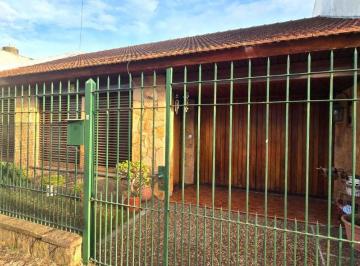 Casa de 3 ambientes, Lanús · Casa 3 Ambientes con Garaje Pasante y Quincho (Muy Buen Estado)