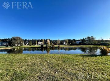 Terreno · 1390m² · Venta Terreno de 1390 m² con Fondo Al Lago en Miralagos Ii - La Plata