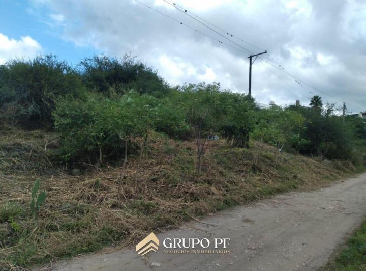 Terreno · 730m²
