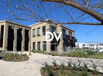Oficina comercial · 45m² · 2 Ambientes · 1 Cochera · Loft/monoambiente en Alquiler en Loft Plaza - San Lorenzo Chico