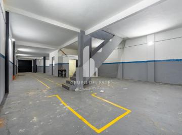 Depósito · 390m² · Depósito en Flores