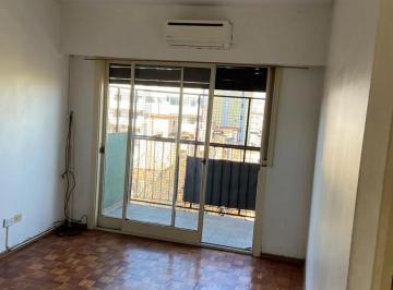 Departamento de 2 ambientes, La Boca · Alquiler 2 Ambientes con Balcon