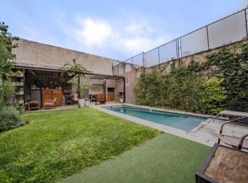 Casa · 200m² · 4 Ambientes · 1 Cochera · Venta Casa 4 Ambientes Florida