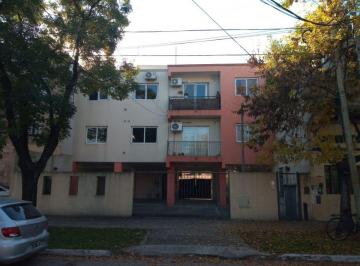 Departamento de 2 ambientes, Merlo · Departamento de 2 Amb con Coch a 5 Cuadras Est Merlo