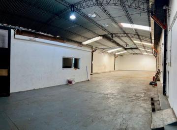 Depósito de 7 ambientes, Flores · Deposito Comercial de 10 X 30 en Una Sola Planta Sin Columnas - Artigas y Bogotá