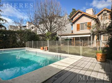 Casa · 228m² · 6 Ambientes · 1 Cochera · Casa en Venta en Tigre Joven