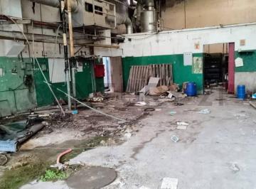 Bodega-Galpón · 1417m² · Venta Deposito o Fabrica Inversión Estratégica en Mataderos – Amplio Predio Industrial 3 Lotes
