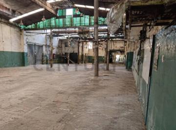 Bodega-Galpón · 1417m² · Venta Deposito o Fabrica Inversión Estratégica en Mataderos – Amplio Predio Industrial 3 Lotes